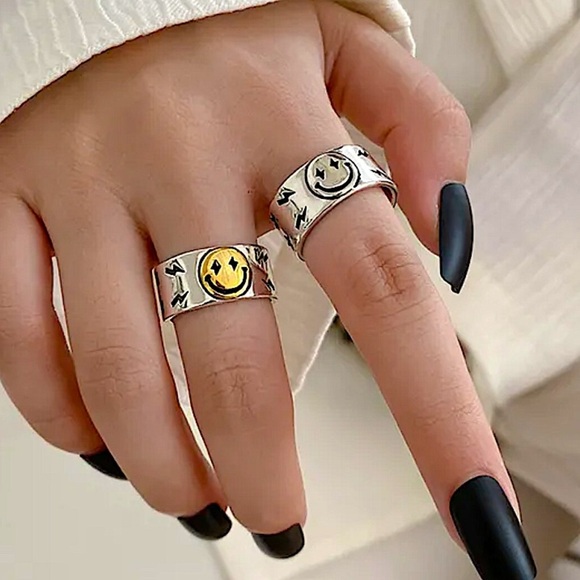 Sterling Silver Happy Face Smiley Adjustable Resizable Minimalist Ring - Picture 2 of 13